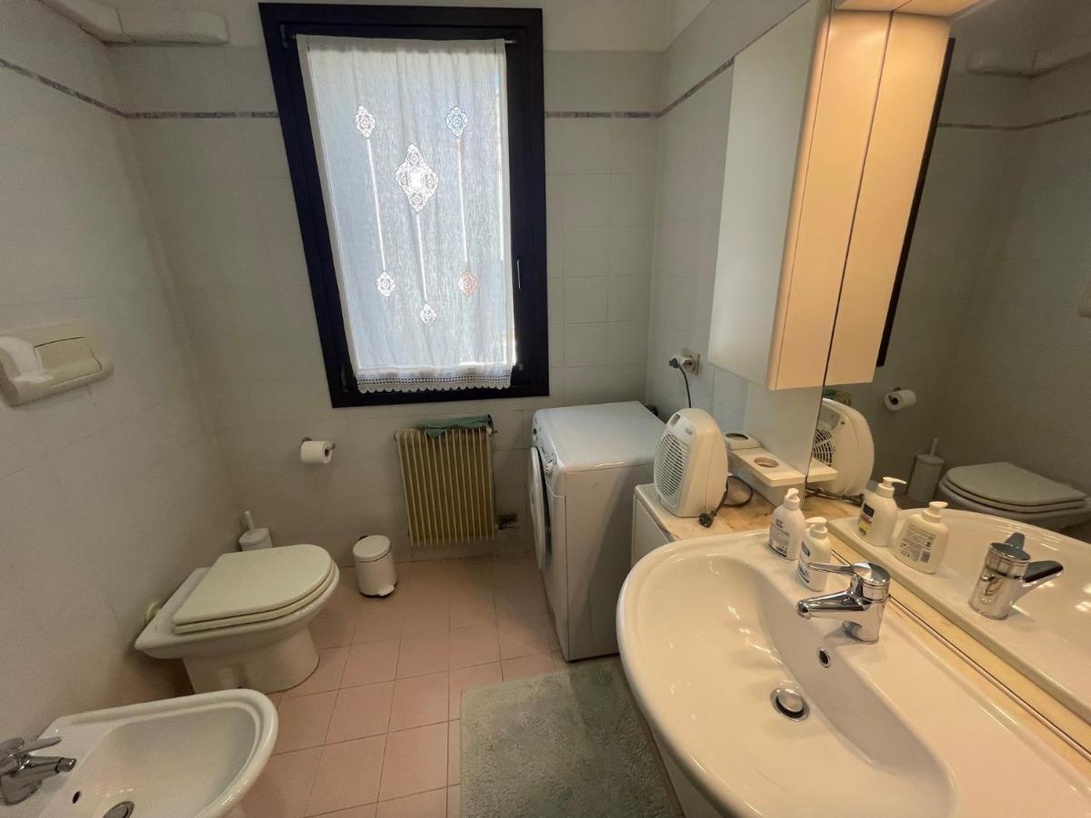 Trilocale Vista Mare Con 2 Bagni Nel Centro Storico - Agenzia Cocal Διαμέρισμα Καόρλε Εξωτερικό φωτογραφία