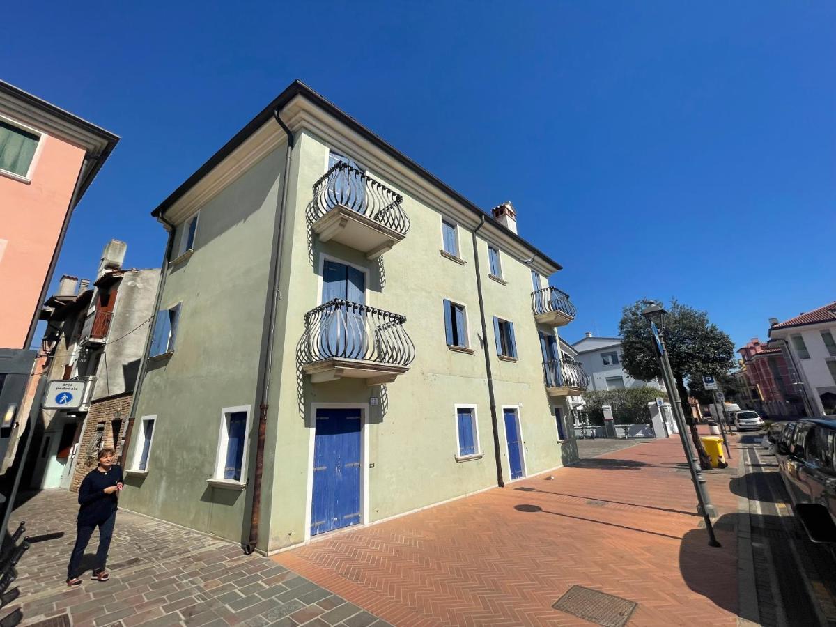 Trilocale Vista Mare Con 2 Bagni Nel Centro Storico - Agenzia Cocal Διαμέρισμα Καόρλε Εξωτερικό φωτογραφία