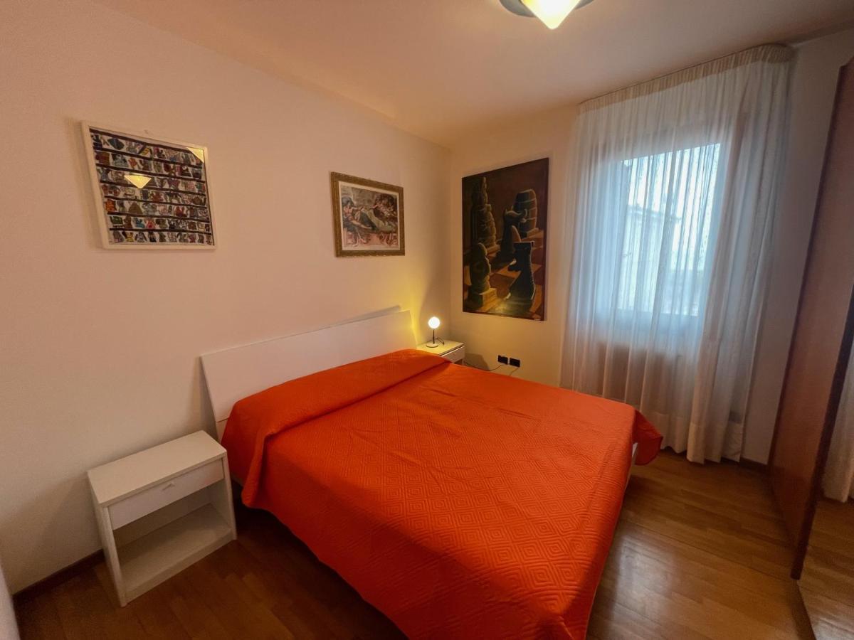 Trilocale Vista Mare Con 2 Bagni Nel Centro Storico - Agenzia Cocal Διαμέρισμα Καόρλε Εξωτερικό φωτογραφία
